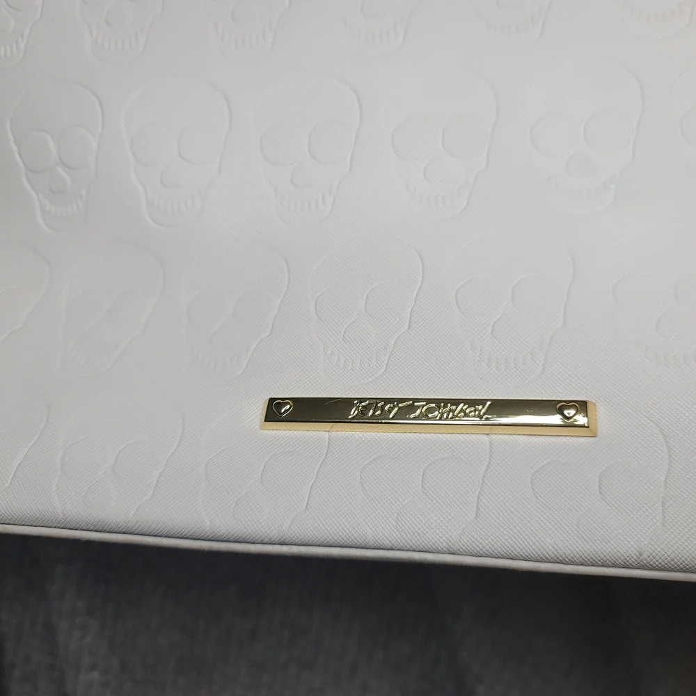 Betsey Johnson White Embossed Skull Tote - Picture 3 of 8